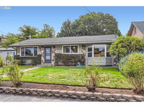 140 Cedar St, Fairview, OR 97024