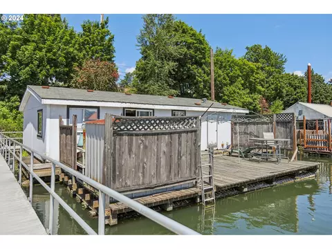 1663 N Jantzen Ave, Portland, OR 97217