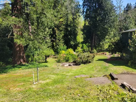 3815 SE Aldercrest Rd, Milwaukie, OR 97222