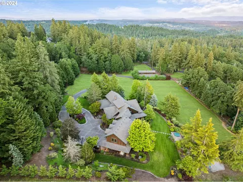 29229 SW Petes Mountain Rd, West Linn, OR 97068