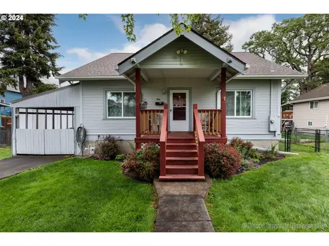 344 N 1st St, Saint Helens, OR 97051