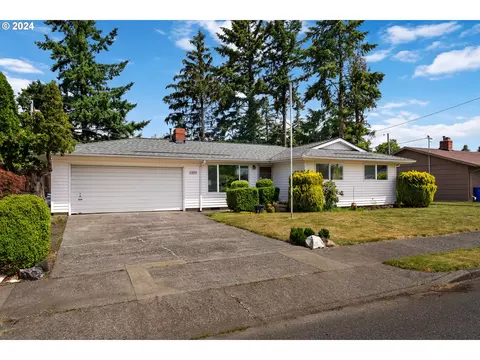13055 SE Alder St, Portland, OR 97233