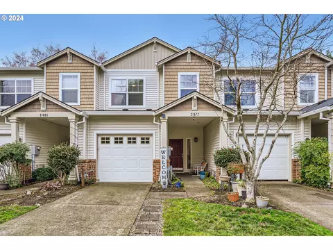 21077 SW Madeira Ter, Sherwood, OR 97140