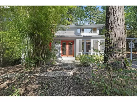 3901 SW Hamilton St, Portland, OR 97221