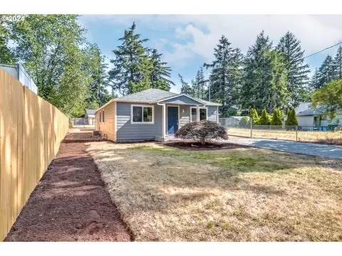 17401 SE Pine St, Portland, OR 97233