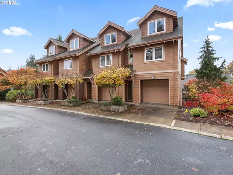10232 NW Village Heights Dr, Portland, OR 97229
