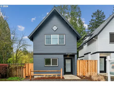 5025 SW Maplewood Rd #3, Portland, OR 97219
