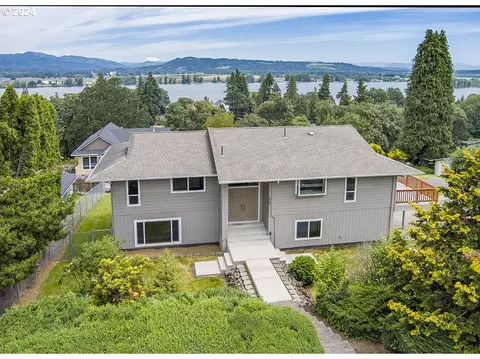 1900 6th St, Columbia City, OR 97018