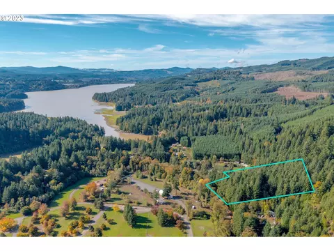 44829 Quartzville Dr #74, Sweet Home, OR 97386