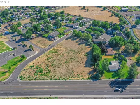 810 Evelyn St, Hermiston, OR 97838