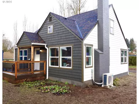 3712 NE 54th St, Vancouver, WA 98661