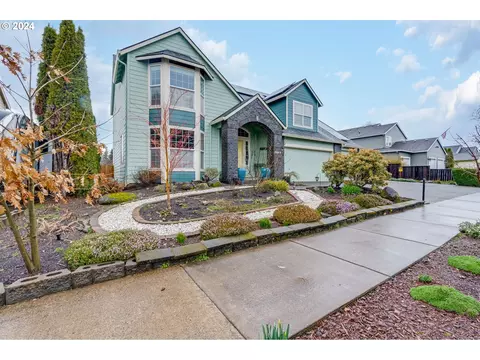 13245 Andrea St, Oregon City, OR 97045