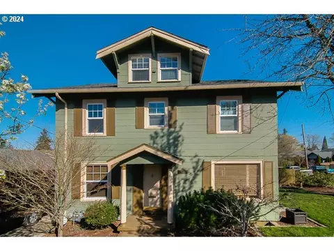 4225 SE Glenwood St, Portland, OR 97206