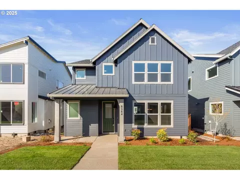 8284 SE Orion Ln, Hillsboro, OR 97123