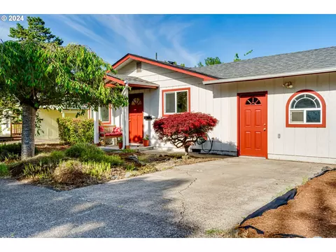 2450 Adams St, Eugene, OR 97405
