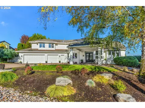 12305 SW Duchilly Ct, Tigard, OR 97224