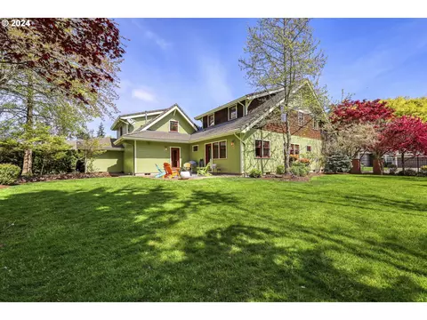 3740 Waterbrook Way, Eugene, OR 97408