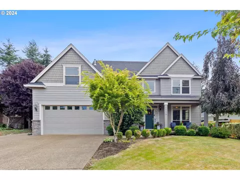 16428 Wayne Dr, Oregon City, OR 97045