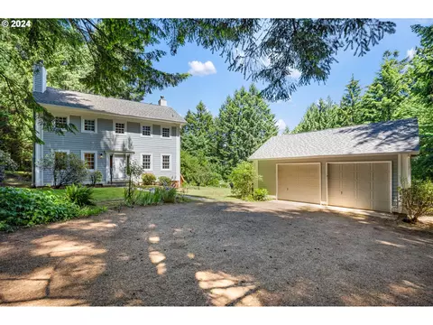 16420 NE Leander Dr, Sherwood, OR 97140