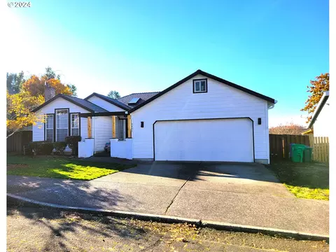 2481 SW Willowbrook Ave, Gresham, OR 97080