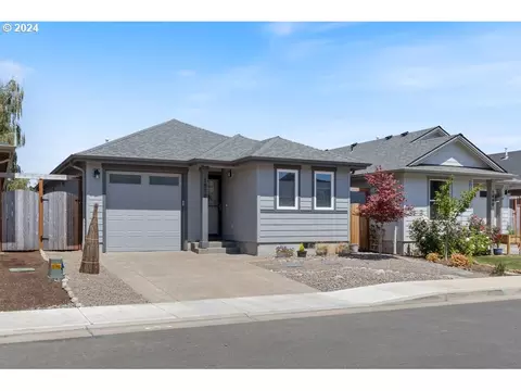 1888 SE Mulberry Ave, Dallas, OR 97338