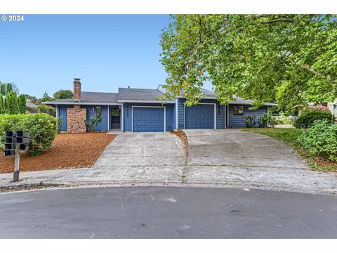 18246 SW Ewen Dr, Beaverton, OR 97003