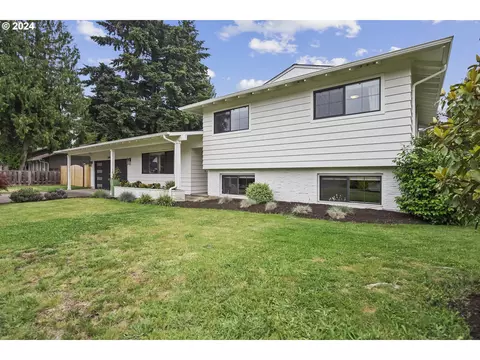 2204 Michael Dr, West Linn, OR 97068