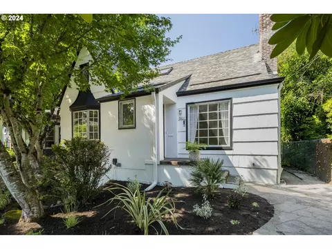 3411 SE Franklin St, Portland, OR 97202