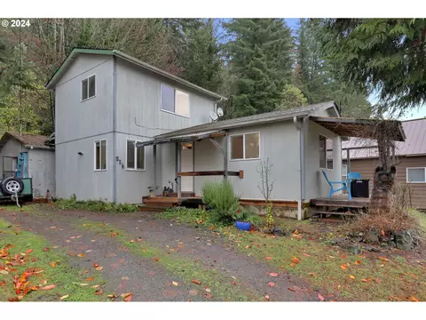 215 E Alder St, Alsea, OR 97324