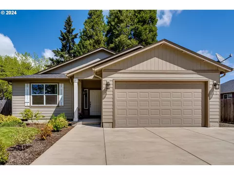 3915 Royal Ave, Eugene, OR 97402
