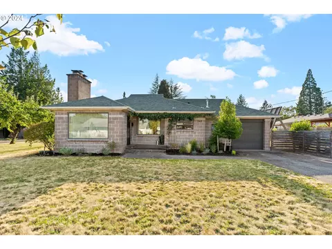 343 NE 108th Ave, Portland, OR 97220