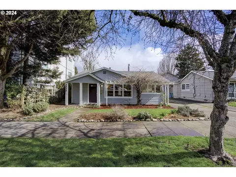 5930 S Kelly Ave, Portland, OR 97239