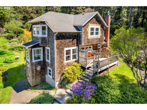 29285 S Bayview Blvd, Rockaway Beach, OR 97136