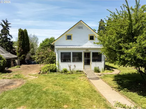 1299 Gooch Ln, Sweet Home, OR 97386