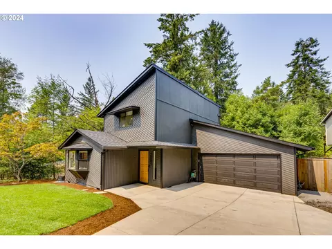 5005 SW Seymour Ct, Portland, OR 97221