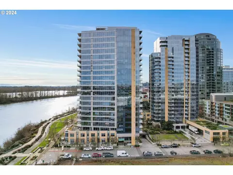 3570 S River Pkwy #503, Portland, OR 97239