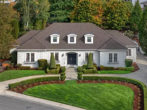 14772 SW Juliet Ter, Portland, OR 97224