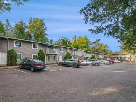5636 SW Beaverton Hillsdale Hwy, Portland, OR 97221