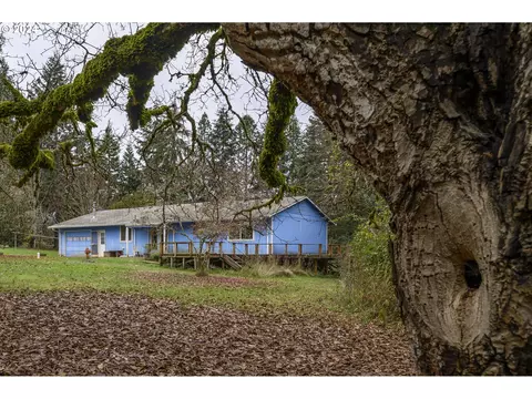 26230 SW Thunderhead Ln, Sheridan, OR 97378