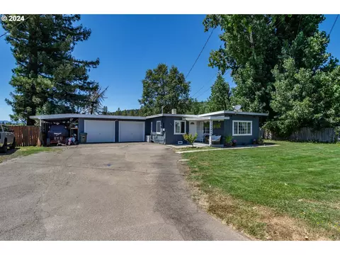 152 N Side Rd, Sutherlin, OR 97479