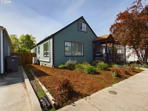 336 NE 13th St, Mcminnville, OR 97128