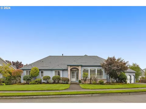21745 NE Lachenview Ln, Fairview, OR 97024