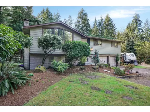 23751 S Leisure Ln, Beavercreek, OR 97004