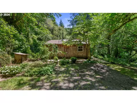 72098 Cascade Ln, Lakeside, OR 97449