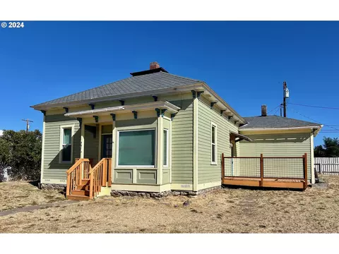 221 W Broadway St, Goldendale, WA 98620