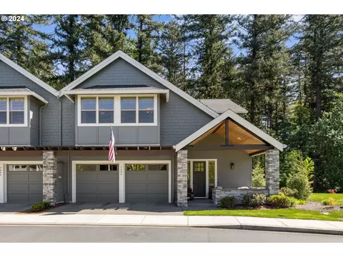 7404 NW Payne St, Camas, WA 98607