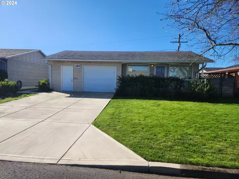 1394 Vanderbeck Ln, Woodburn, OR 97071