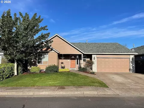 170 11th St, Jefferson, OR 97352