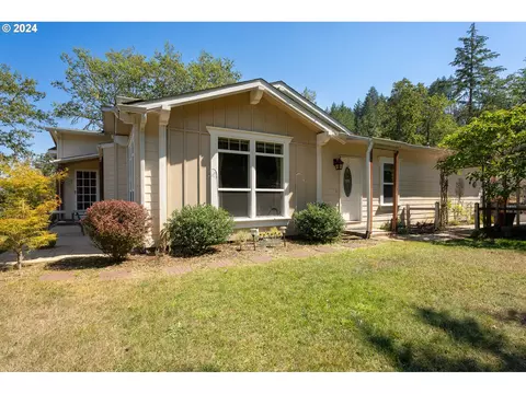 1464 Southside Rd, Sutherlin, OR 97479