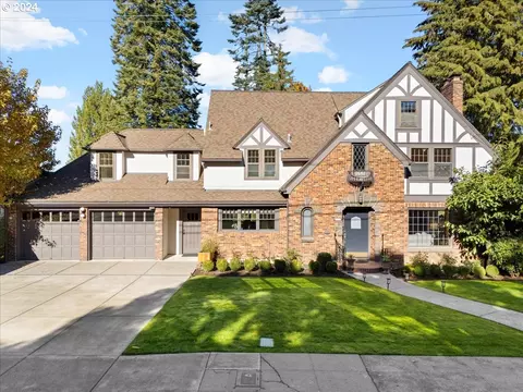 3055 NW Cumberland Rd, Portland, OR 97210
